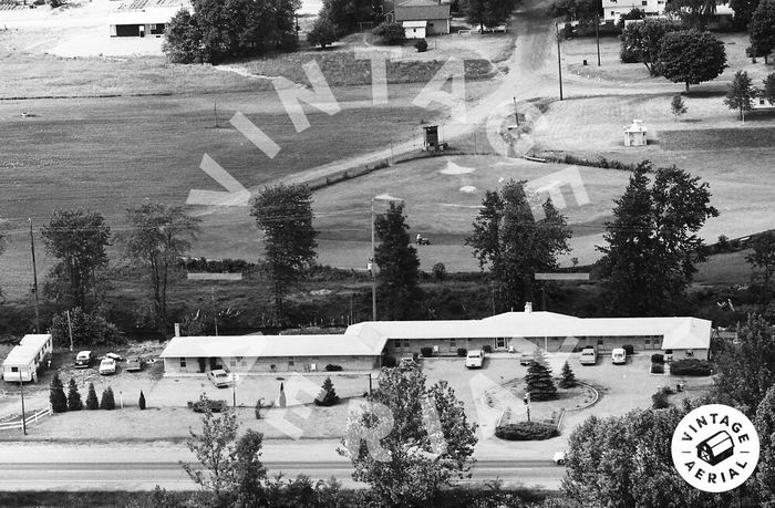 Blue Water Motel - 1971 (newer photo)